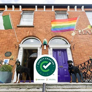 https://charleville-lodge.dublin-hotelsweb.com