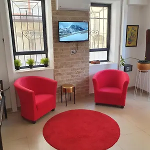 https://haifa-art.gethaifahotels.com