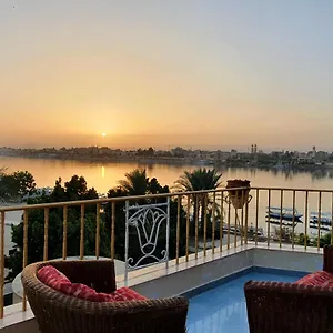 *** فندق Spring مصر